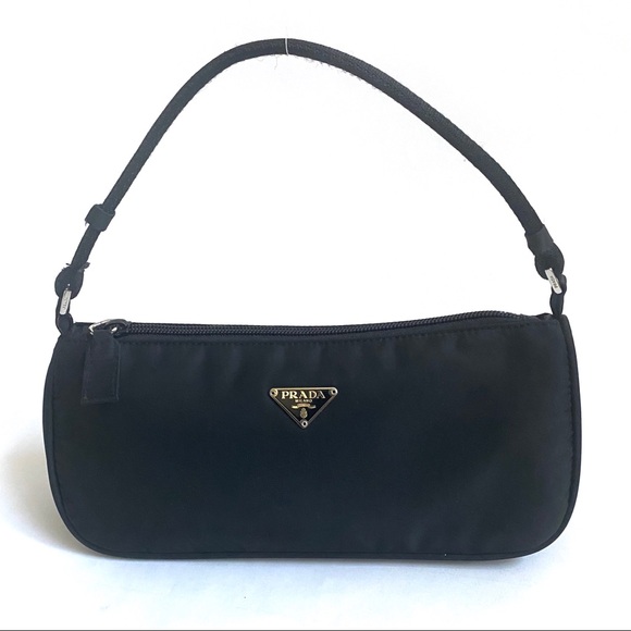 SOLD ✨ Prada Nylon Black Pochette - Picture 2 of 7